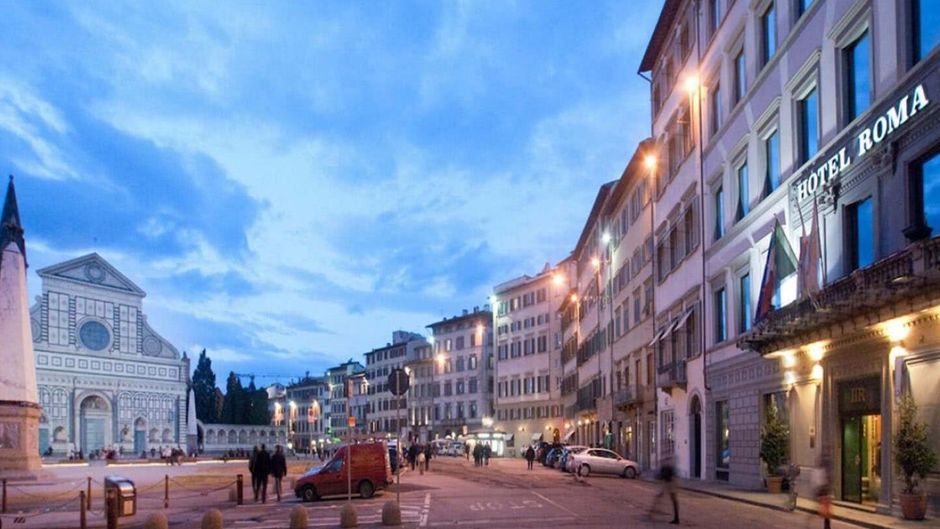 Hotel Roma Exterior