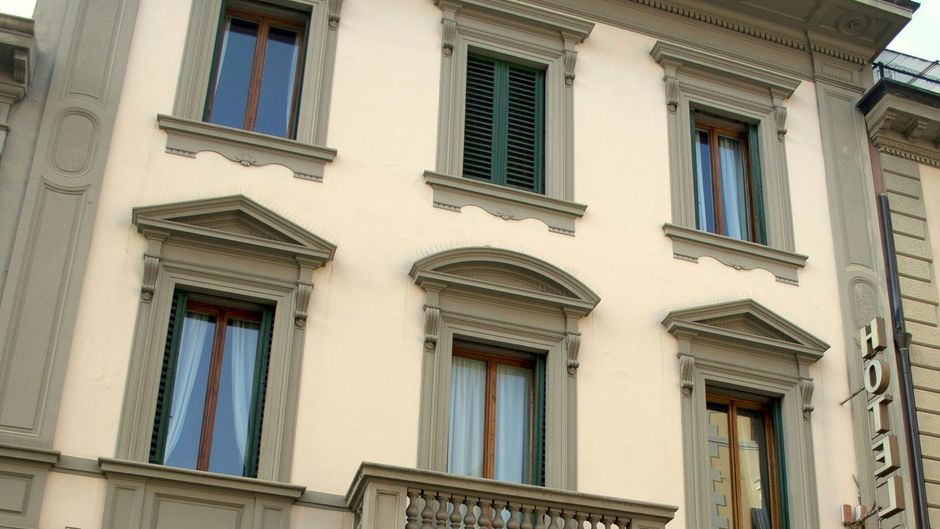 Hotel Bonifacio Exterior
