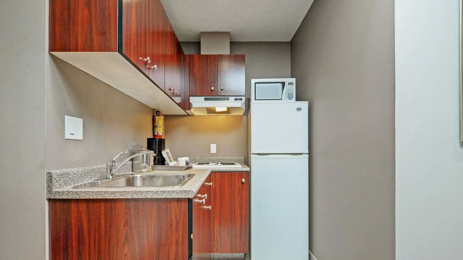 Red Lion Inn & Suites Victoria Room