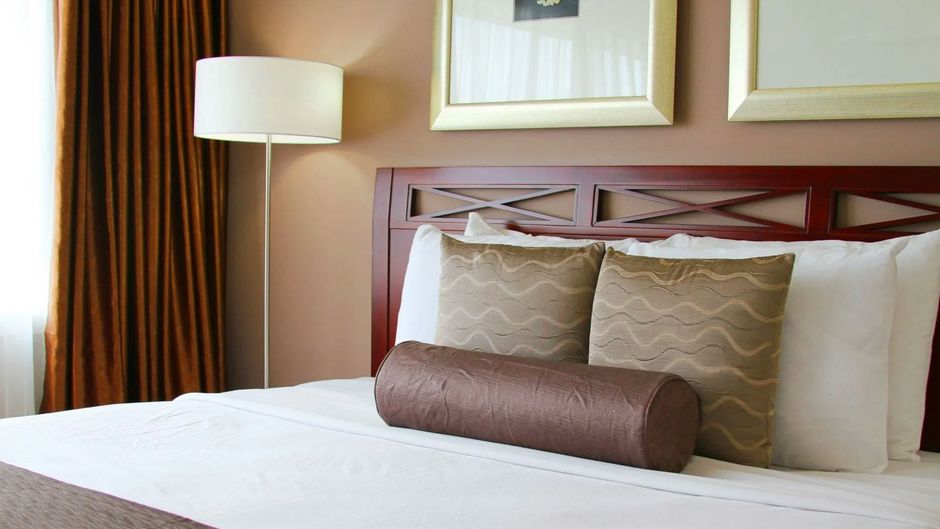 Red Lion Inn & Suites Victoria Room