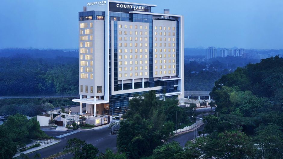 Courtyard by Marriott Kochi Infopark Exterior