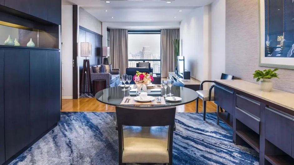 Emporium Suites by Chatrium Room