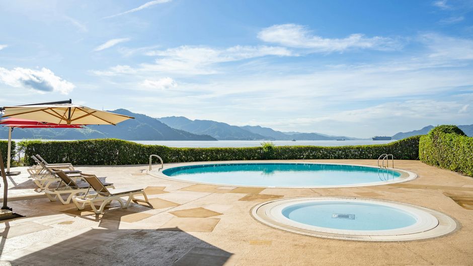 Grand Prince Hotel Hiroshima Pool