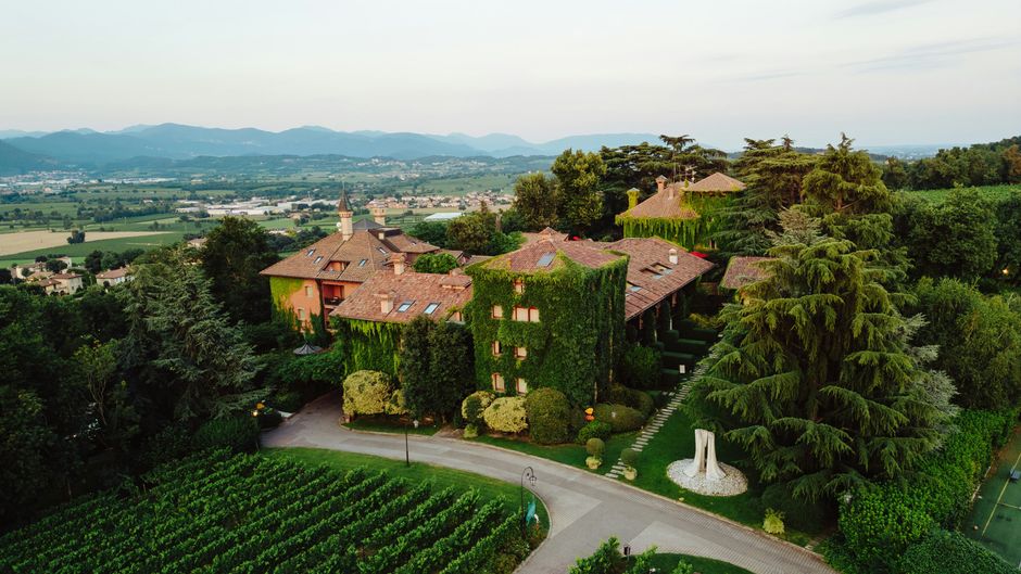 L'Albereta Exterior