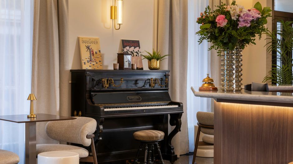 Hotel de Sevigne Lobby
