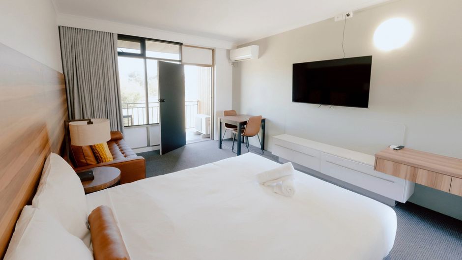 Red Cedars Motel Room