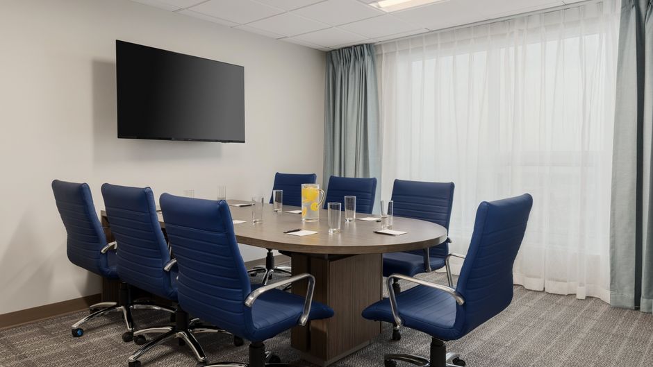 Staybridge Suites Toronto Airport East Meeting