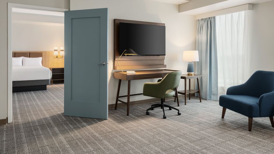 Staybridge Suites Toronto Airport East Room