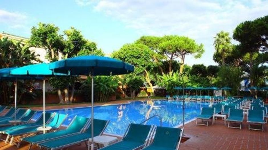 Grand Hotel Delle Terme Re Ferdinando Pool