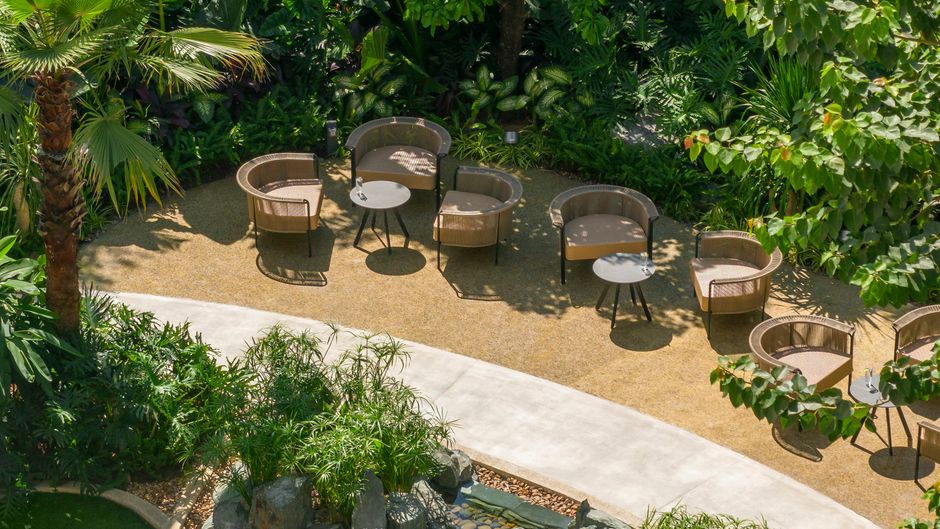 Lotte Hotel Saigon Pool