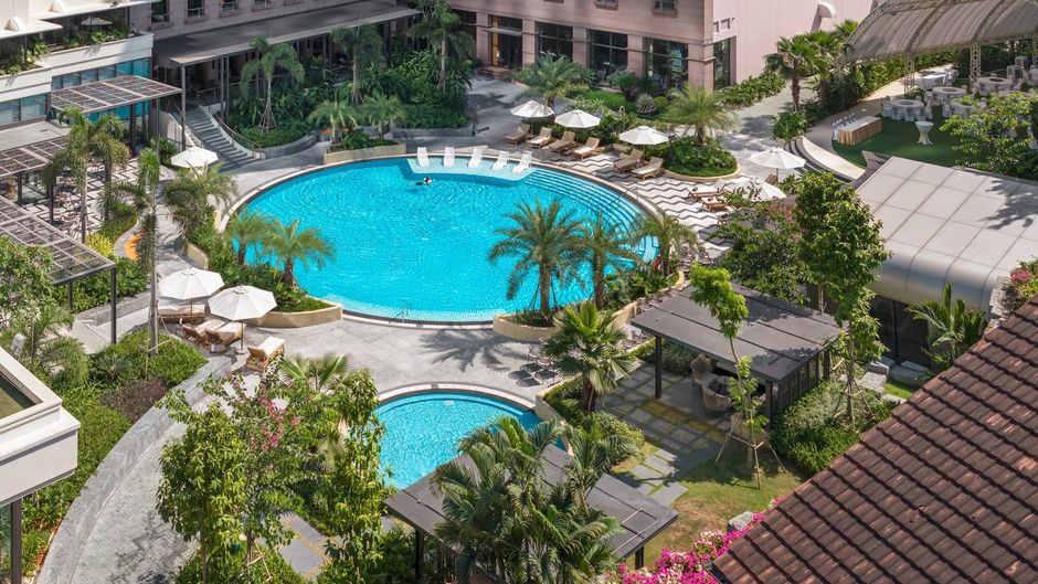 Lotte Hotel Saigon Pool