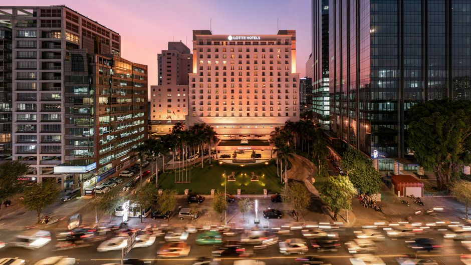 Lotte Hotel Saigon Exterior