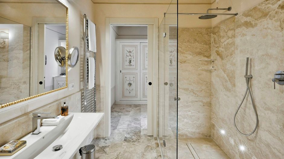 Relais Il Falconiere Room