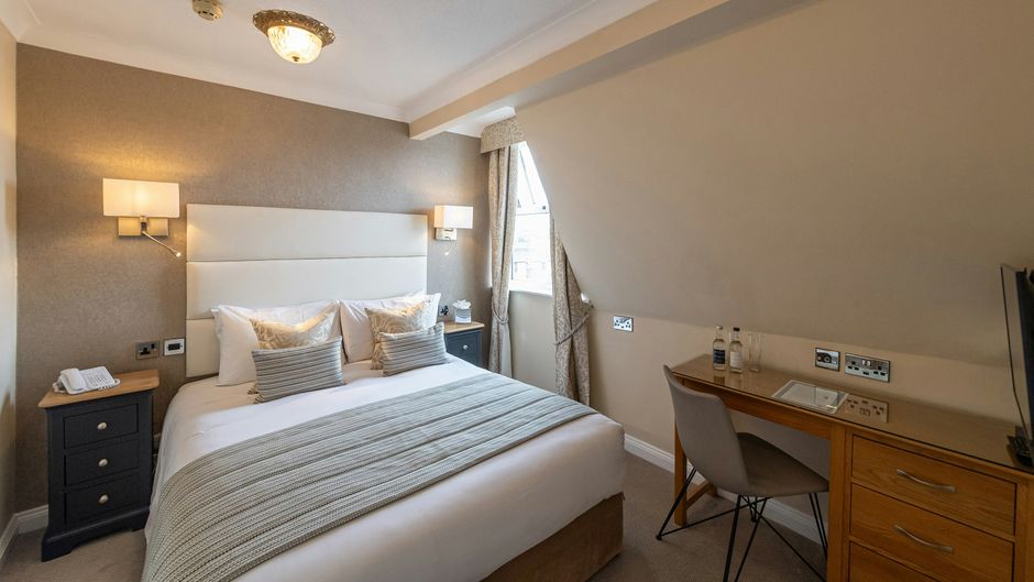 The Royal & Fortescue Hotel Room