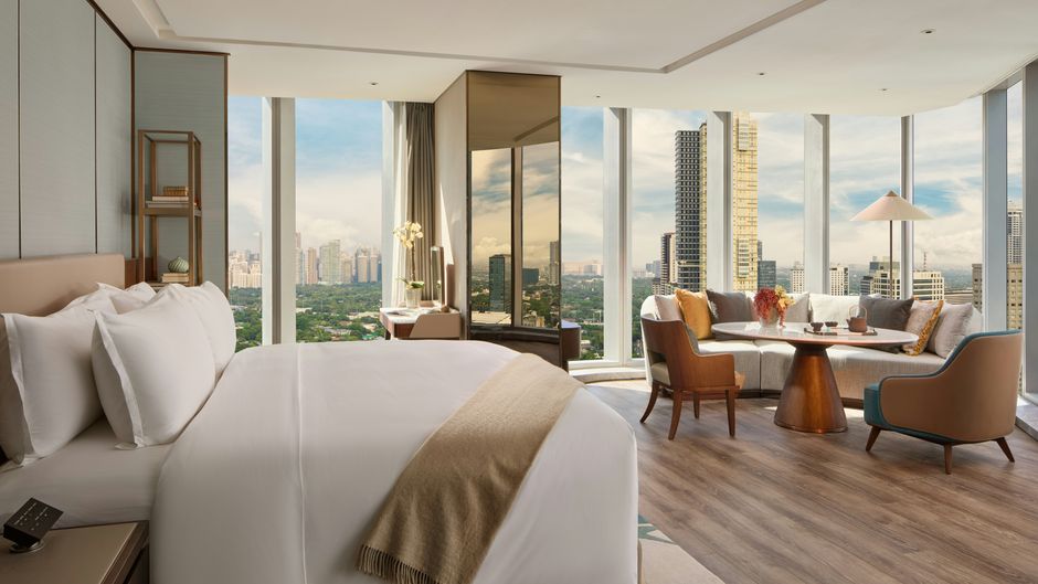Mandarin Oriental Makati, Manila Suite