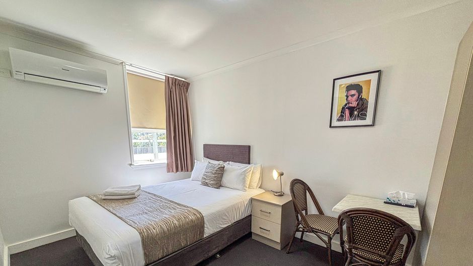 Hotel Gracelands Room