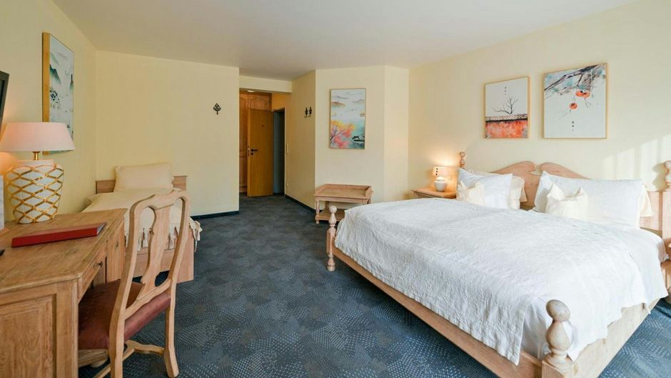Lessing Hotel Room