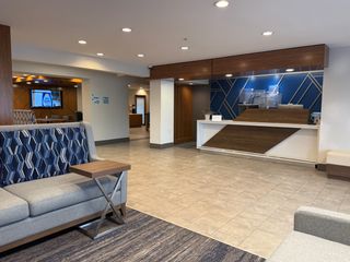 Holiday Inn Express
