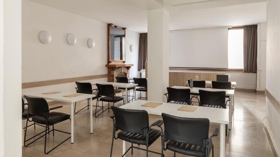 Albergo La Pace Meeting
