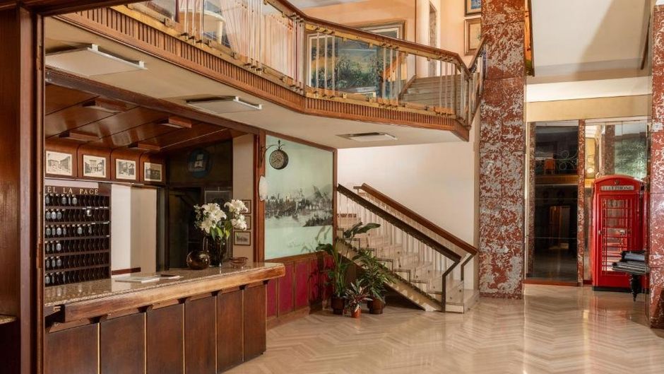 Albergo La Pace Lobby