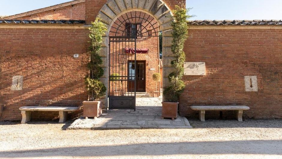 Castello di Leonina Relais Exterior