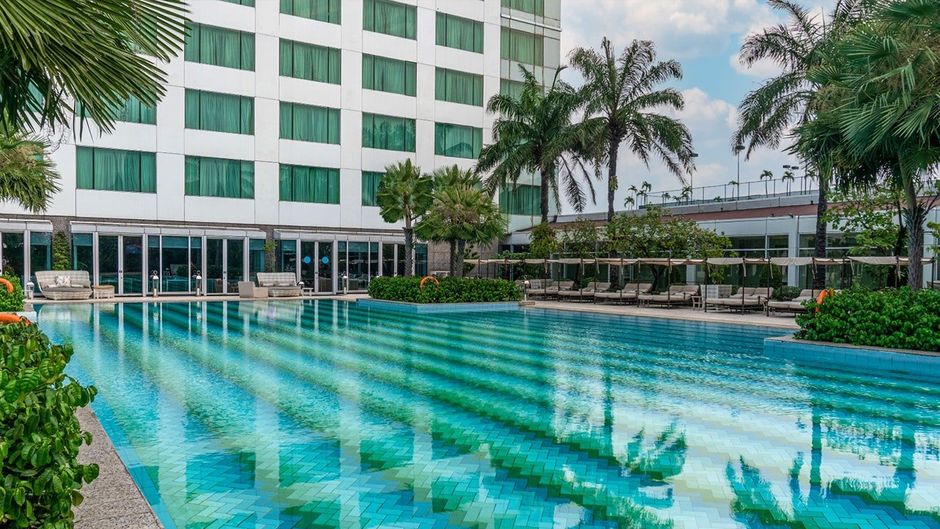 Hotel Mulia Senayan Pool