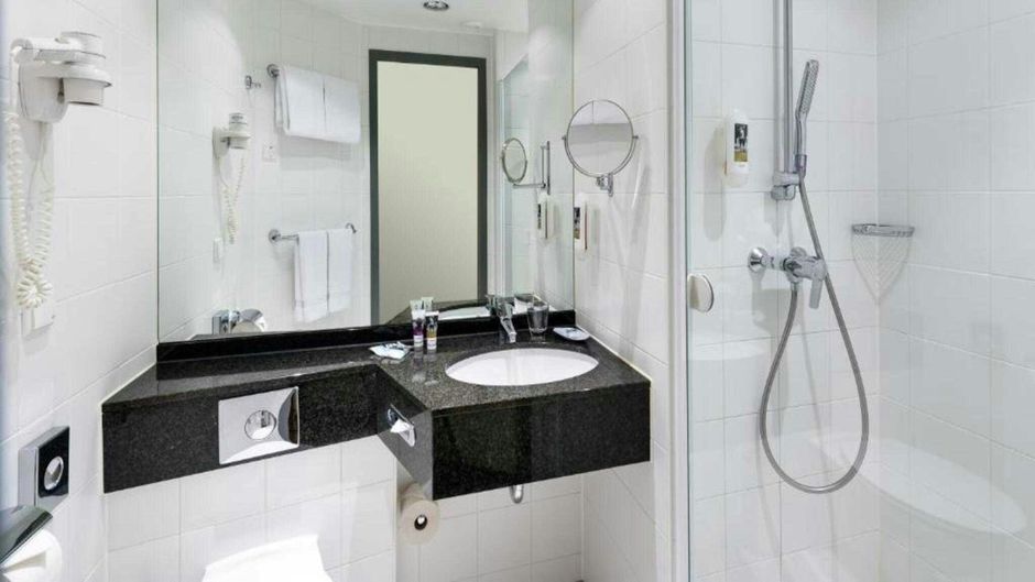 Sunday Hotel Dusseldorf City Nord Room