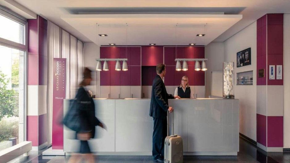 Sunday Hotel Dusseldorf City Nord Lobby