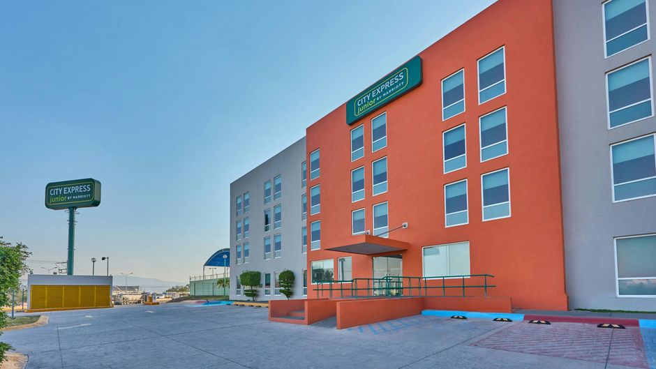 City Express Junior by Marriott Exterior