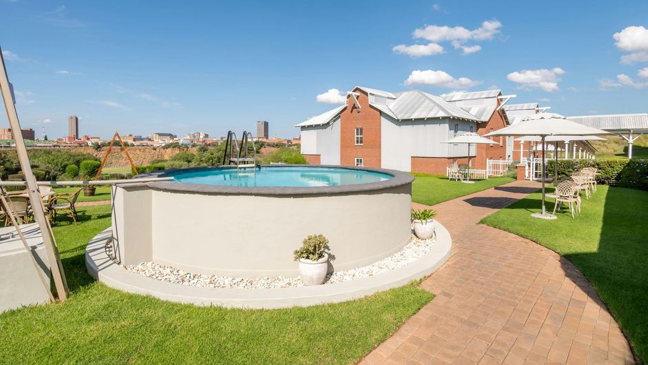 Protea Hotel Kimberley Pool