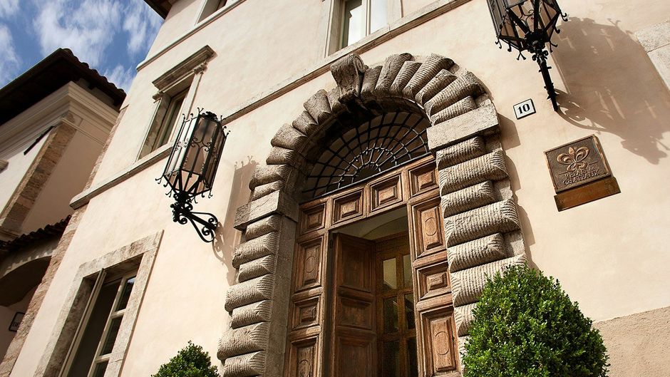 Palazzo Seneca Exterior