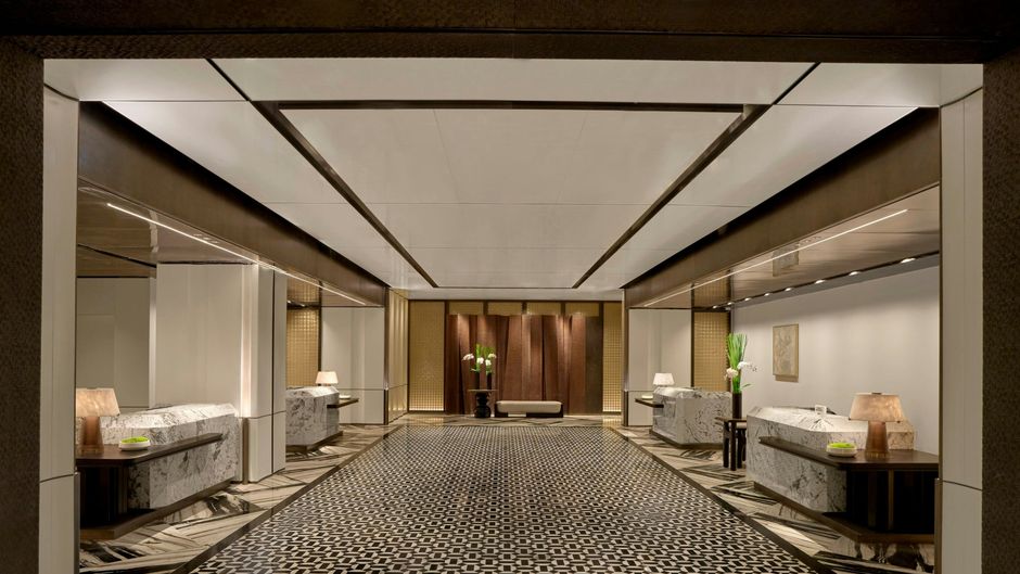 JW Marriott Hotel & Suites Saigon Lobby
