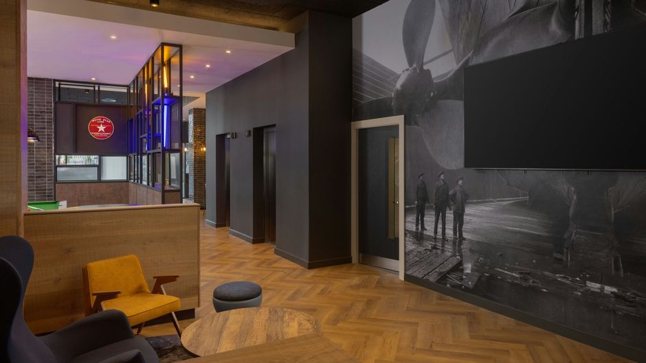 Aloft Belfast Titanic Quarter Lobby