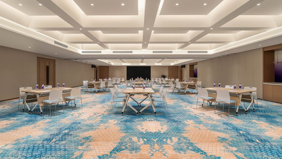 Holiday Inn Exp Pingyuan New Area Meeting