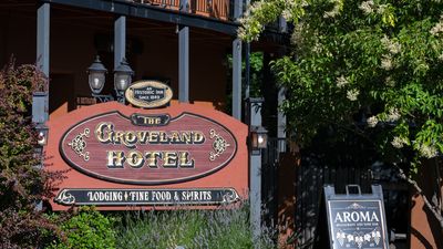 The Groveland Hotel