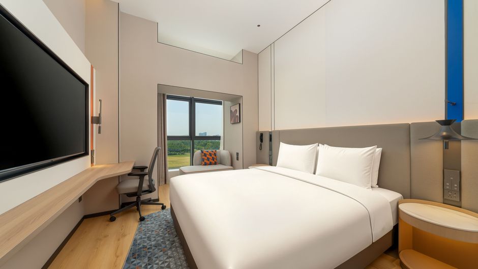 Holiday Inn Exp Pingyuan New Area Room