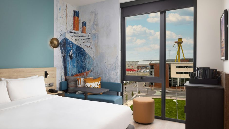Aloft Belfast Titanic Quarter Room