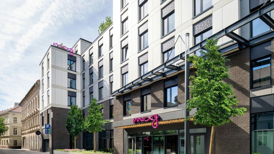 Moxy Budapest Downtown Exterior