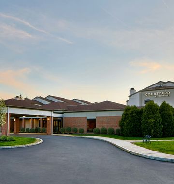 Courtyard by Marriott Rochester Brighton
