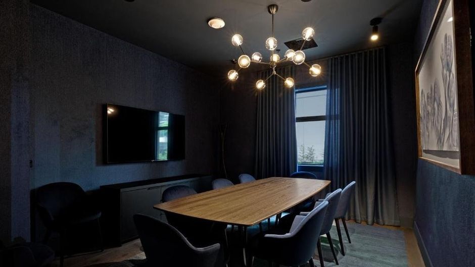 Abstract Hotel & Residences Meeting