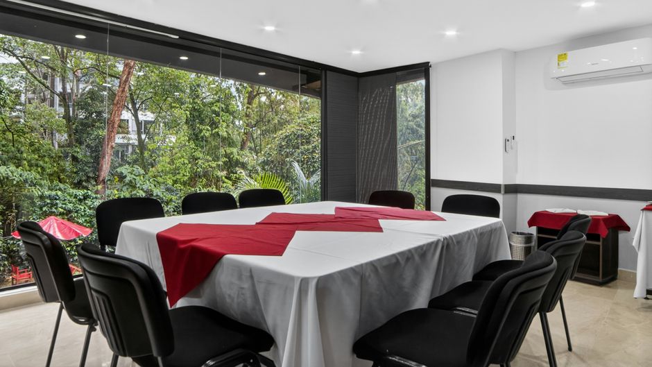 Cafe Hotel Medellin Spa