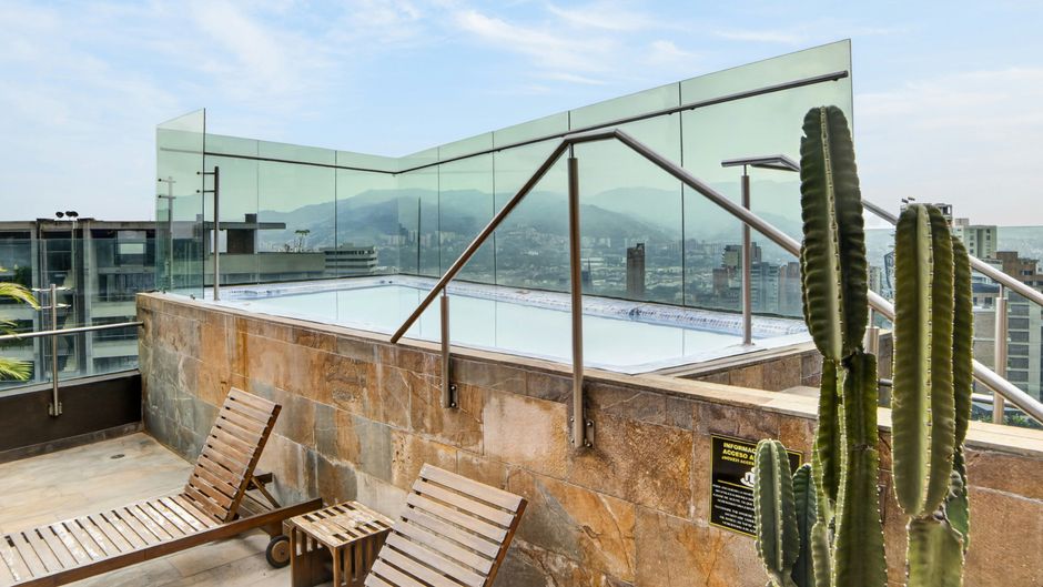 Cafe Hotel Medellin Room
