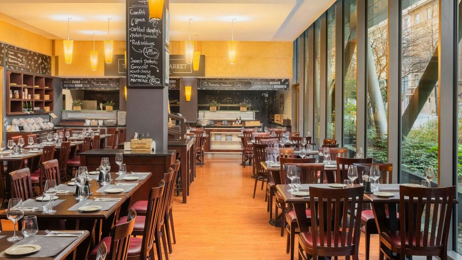 Courtyard by Marriott Prague City Restaurant