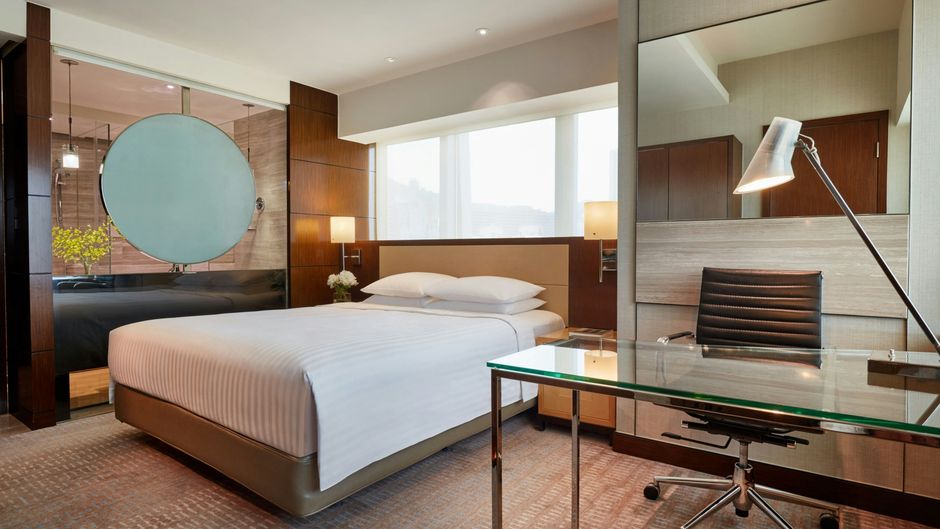 Courtyard Hong Kong Room