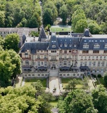 Chateau Jeanne & The Forest