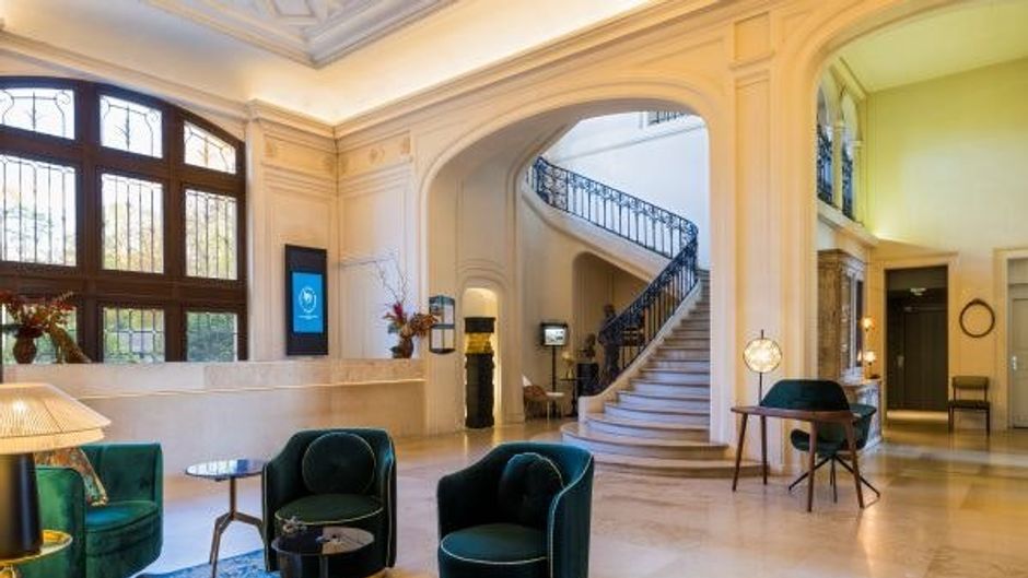 Chateau Jeanne & The Forest Lobby