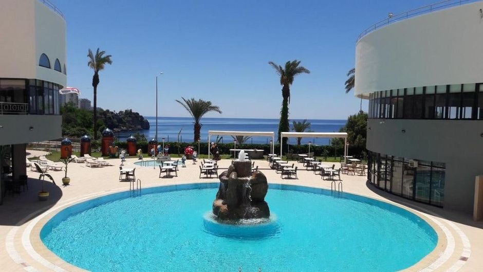 Cender Hotel Pool