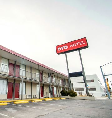 OYO Hotel Hutchinson KS West 4th Ave