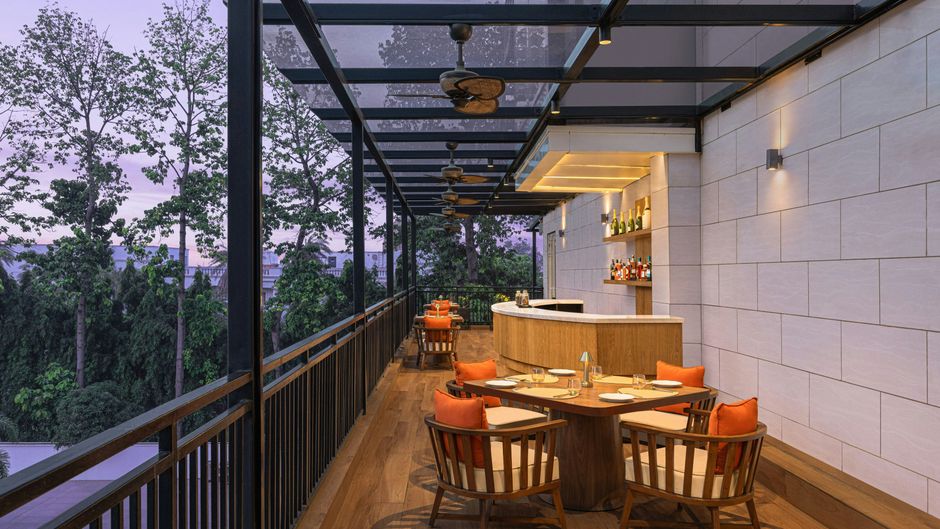 Renaissance Lucknow Hotel Restaurant