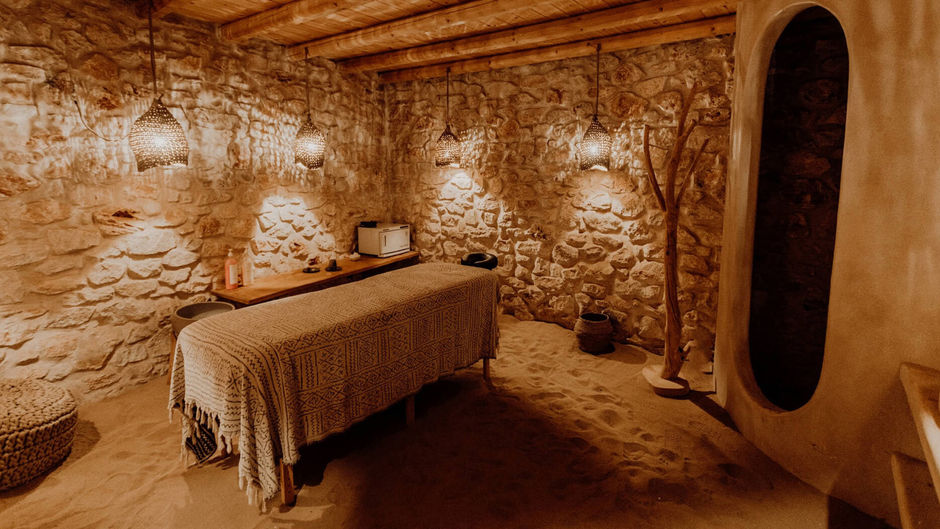 Luura Paros Cliff Spa